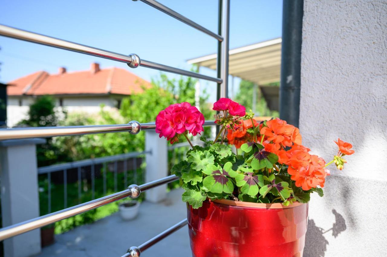 Apartman Mira Sarajevo Ngoại thất bức ảnh