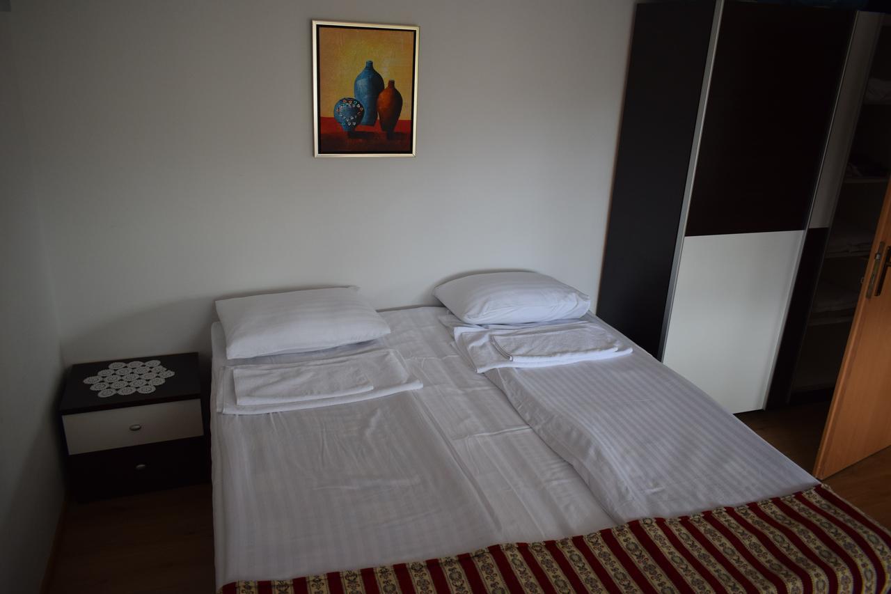 Apartman Mira Apartment Sarajevo Ngoại thất bức ảnh